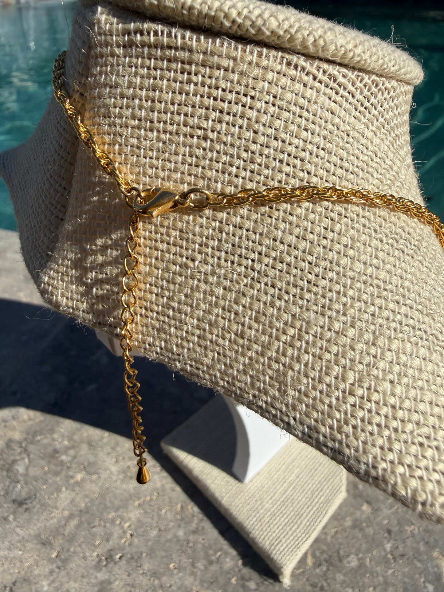 Mock Lariat Pendant Necklace
