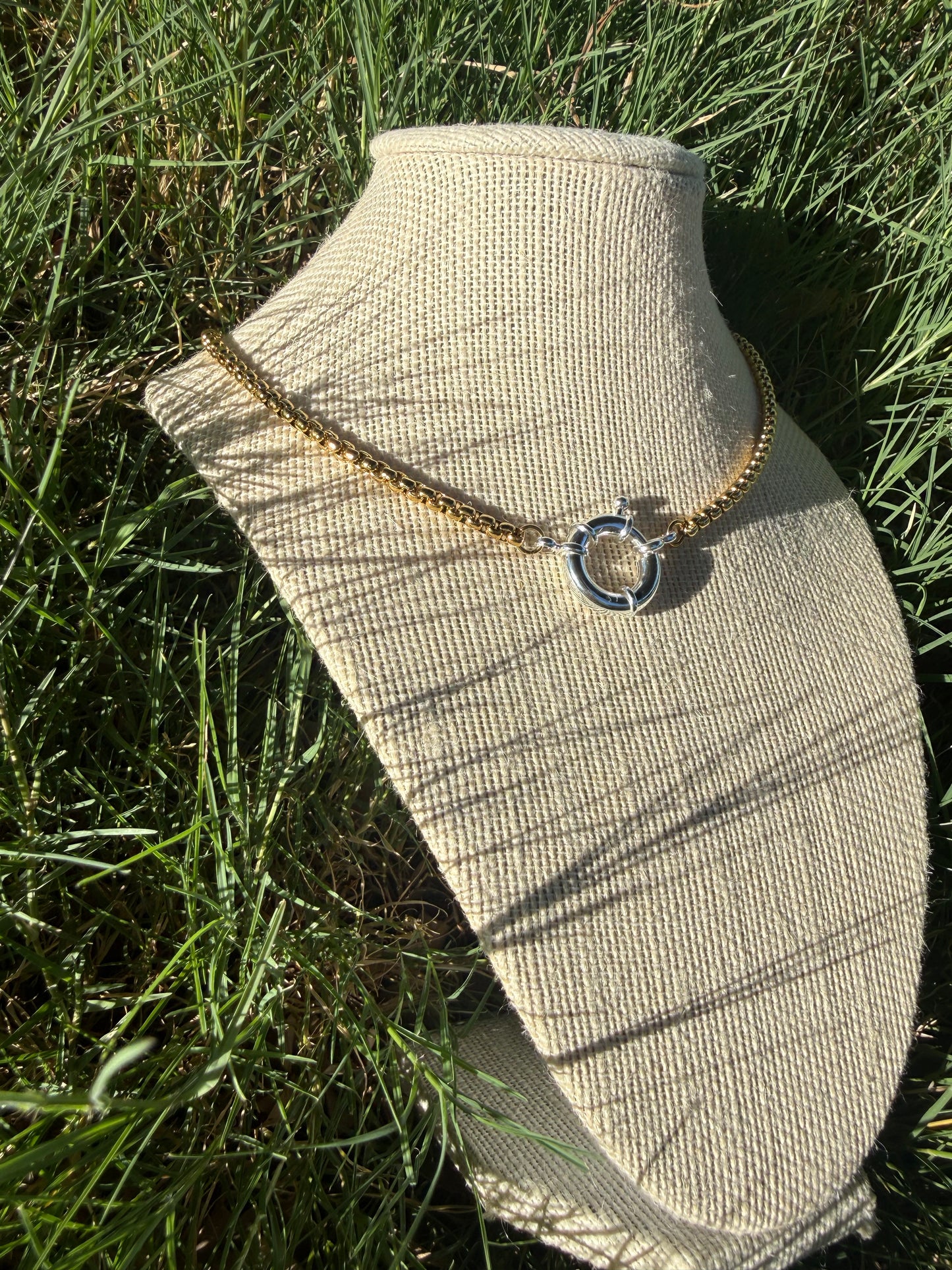 Close the Loop Necklace