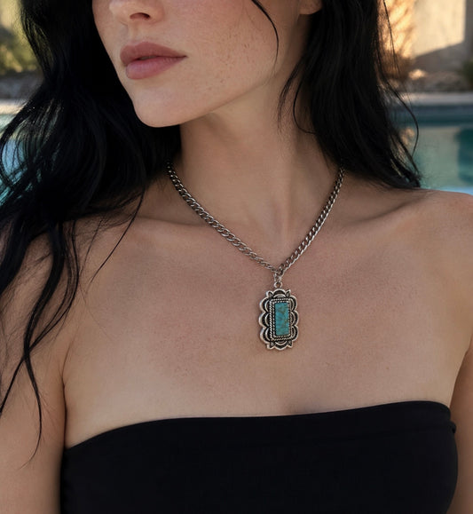 Turquoise showstopper ￼