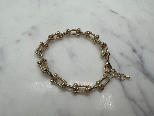 Chain Display Bracelet
